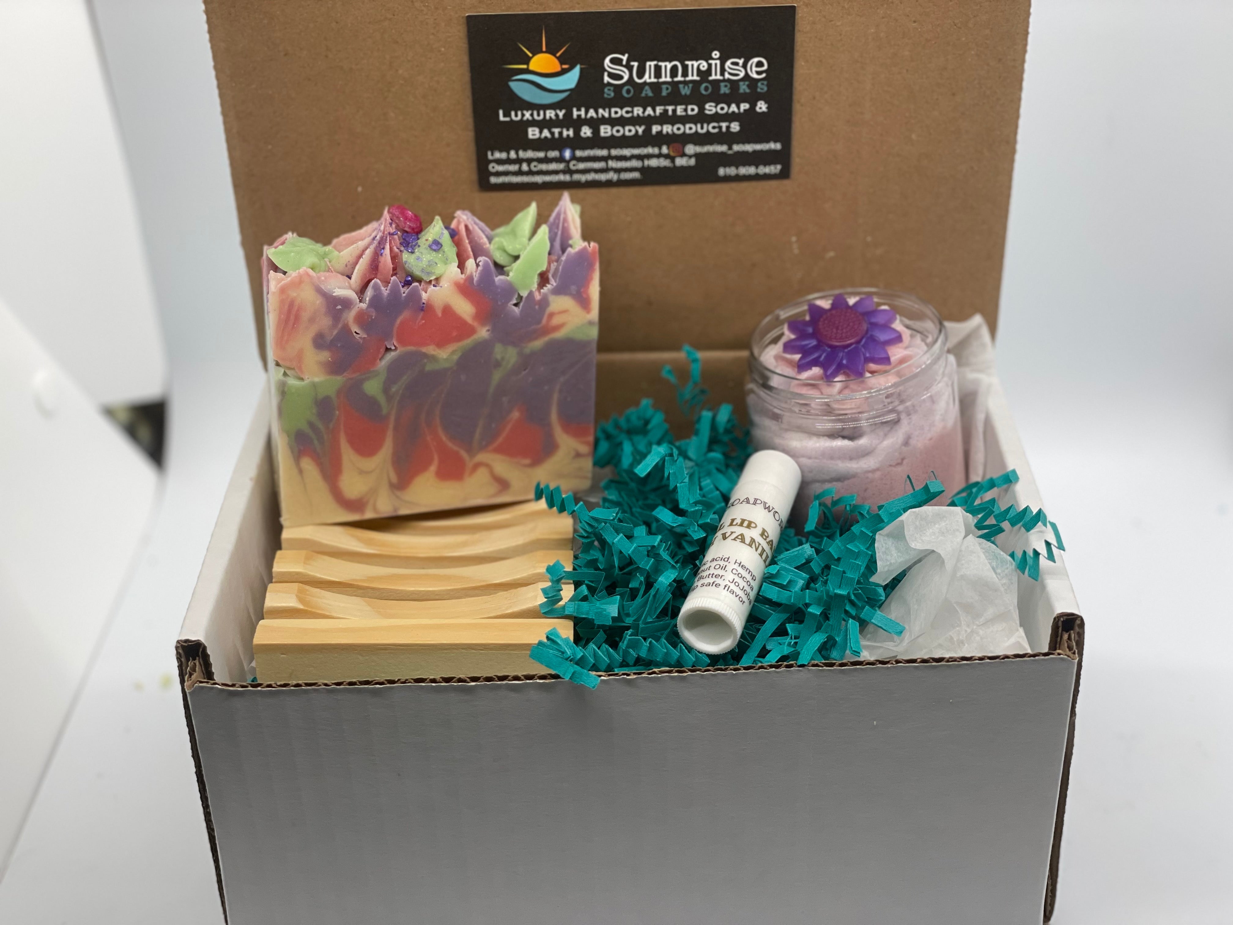 EZ GIFT BOXES Mackinaw Lilac Gift box